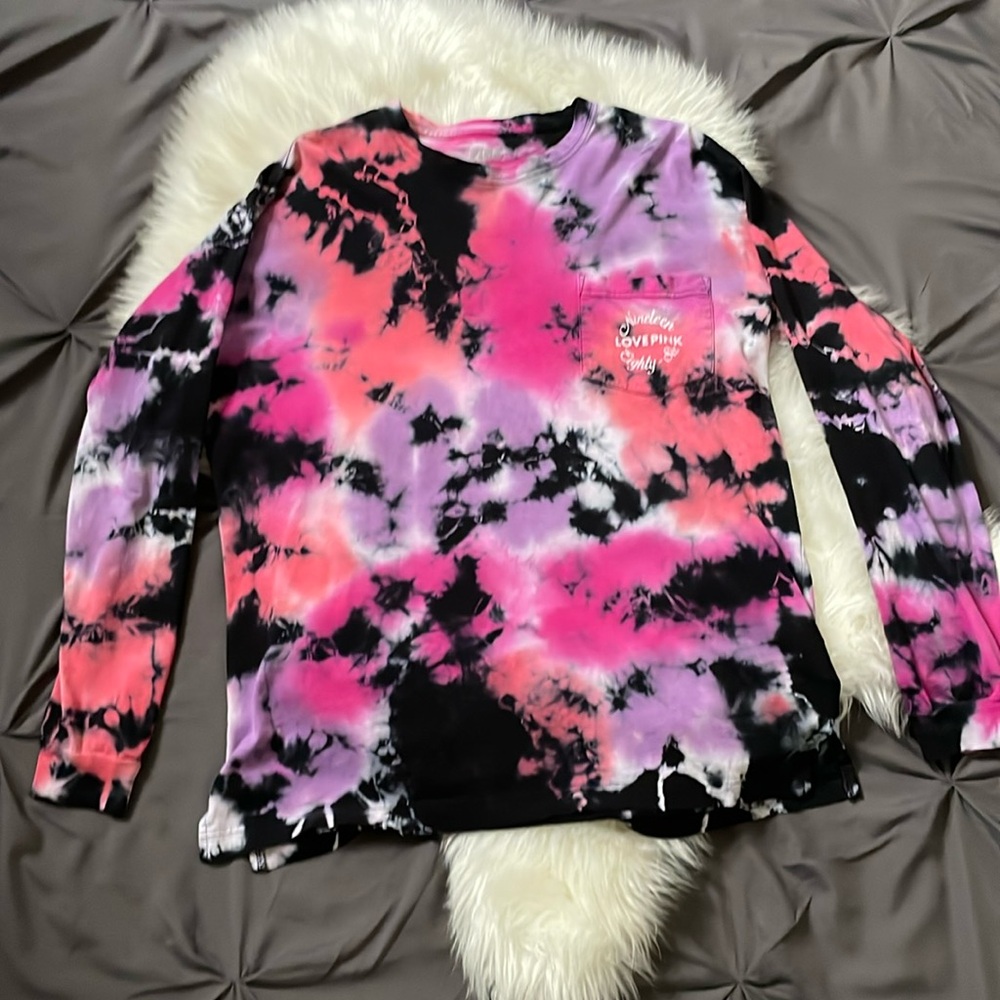 Victoria’s Secret PINK Tie-Dye Long Sleeve Tee